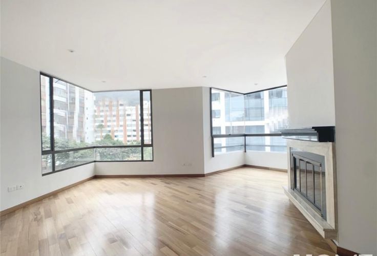Apartamento de 3 alcobas en venta en Santa Barbara, Bogotá, 180 m² · foto 9 de 10