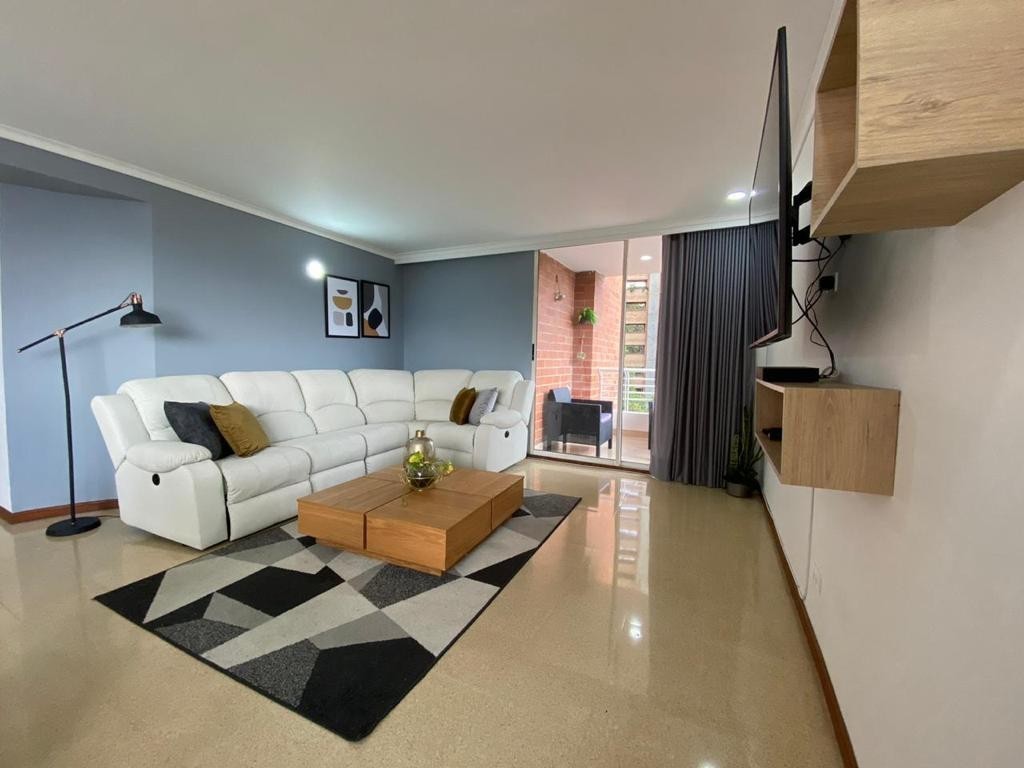 Apartaestudio en venta en El Poblado, Medellín 2