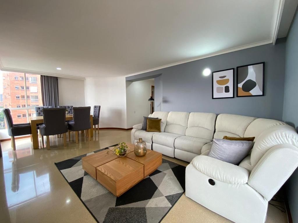 Apartaestudio en venta en El Poblado, Medellín 3
