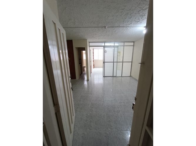 Oficina en venta en San Fernando, Armenia, 40 m² · foto 4 de 11