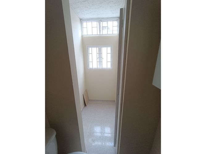 Oficina en venta en San Fernando, Armenia, 40 m² · foto 11 de 11