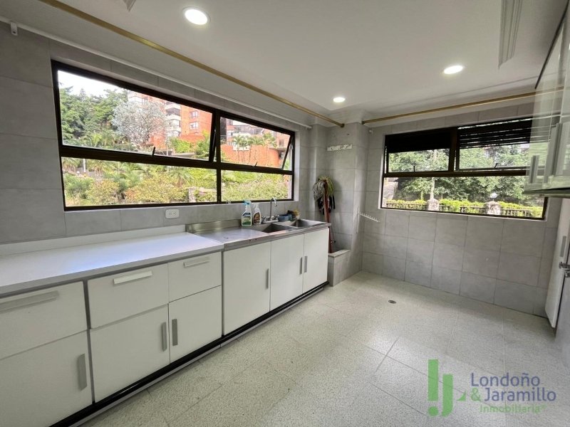 Apartamento en arriendo en El Poblado, Medellín · foto 6 de 20