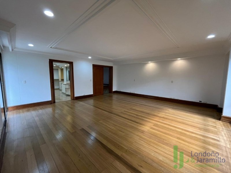 Apartamento en arriendo en El Poblado, Medellín · foto 10 de 20
