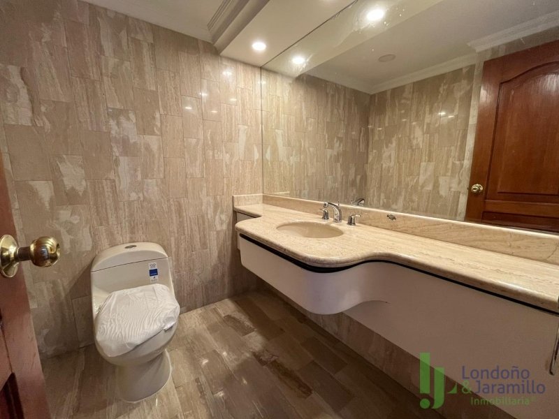 Apartamento en arriendo en El Poblado, Medellín · foto 19 de 20