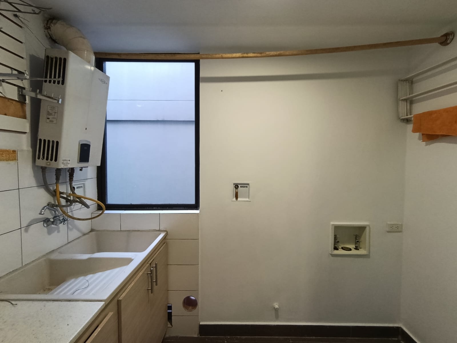 Apartamento en arriendo en Laureles, Medellín · foto 8 de 18