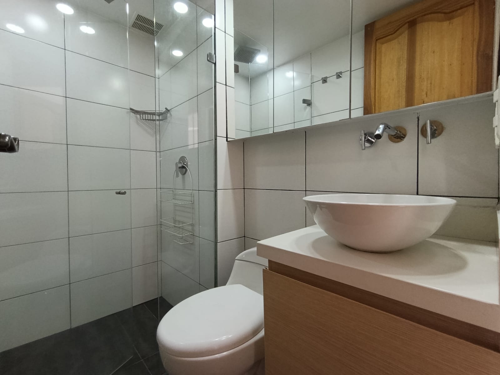 Apartamento en arriendo en Laureles, Medellín · foto 9 de 18