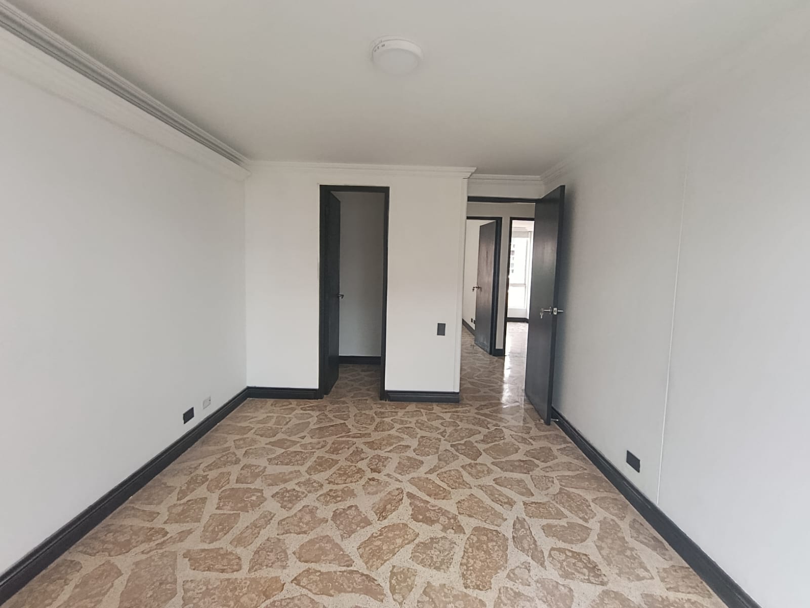 Apartamento en arriendo en Laureles, Medellín · foto 14 de 17