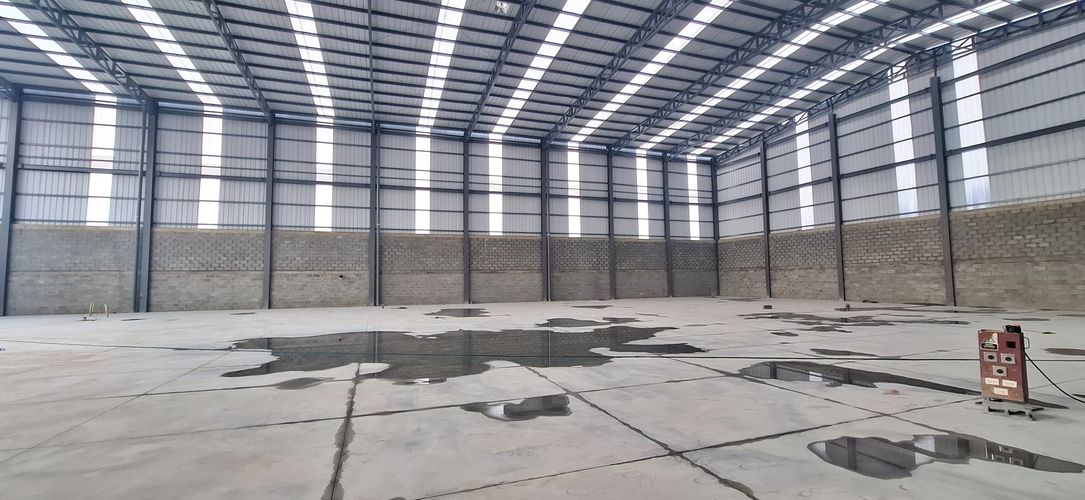 Bodega en arriendo en Zona Industrial, Cali, 1600 m² · foto 6 de 8