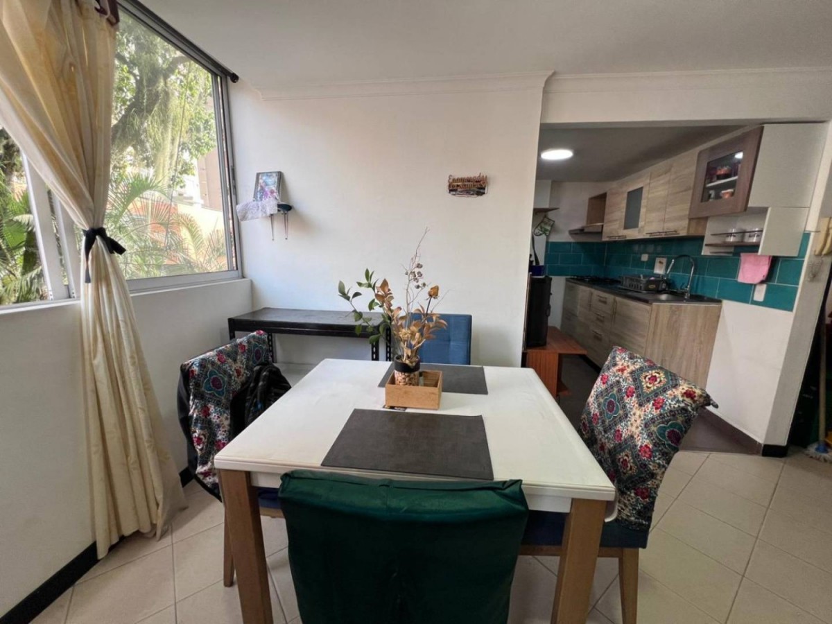 Apartamento en venta en Zona Industrial No. 2, Itagüí · foto 8 de 24