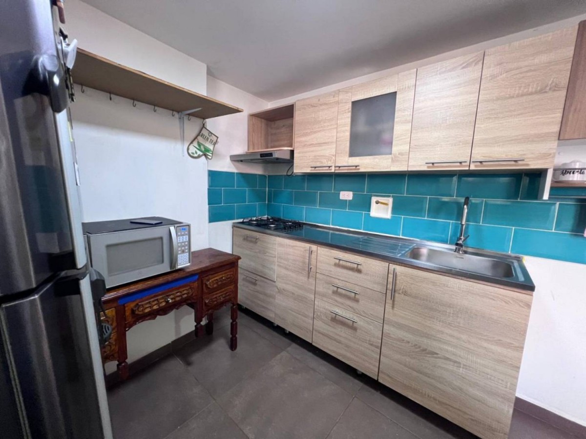 Apartamento en venta en Zona Industrial No. 2, Itagüí · foto 10 de 24