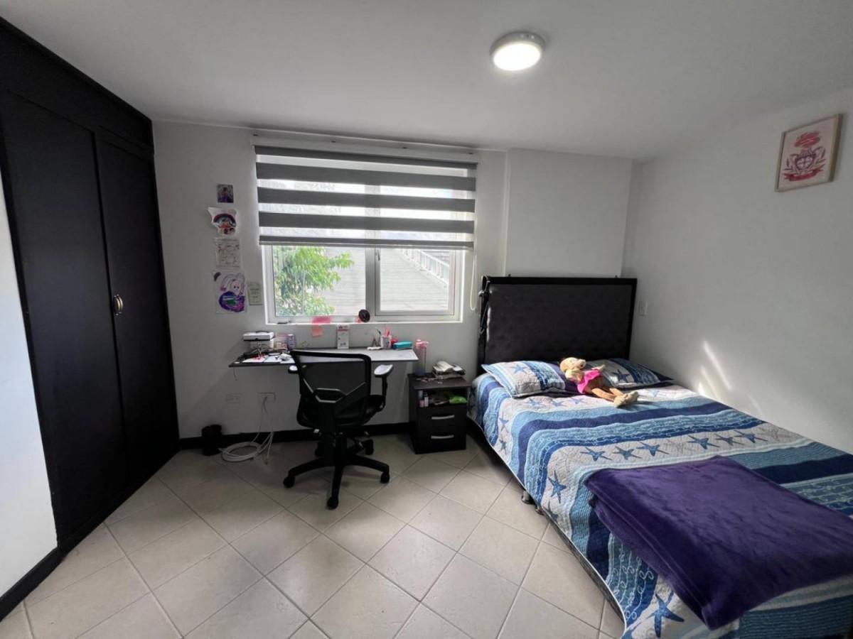 Apartamento en venta en Zona Industrial No. 2, Itagüí · foto 12 de 24