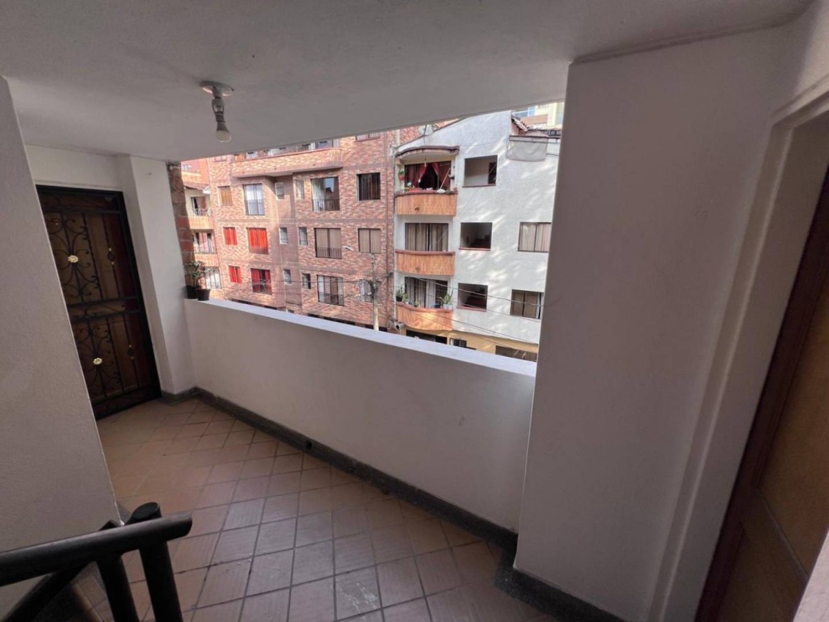Apartamento en venta en Zona Industrial No. 2, Itagüí · foto 22 de 24