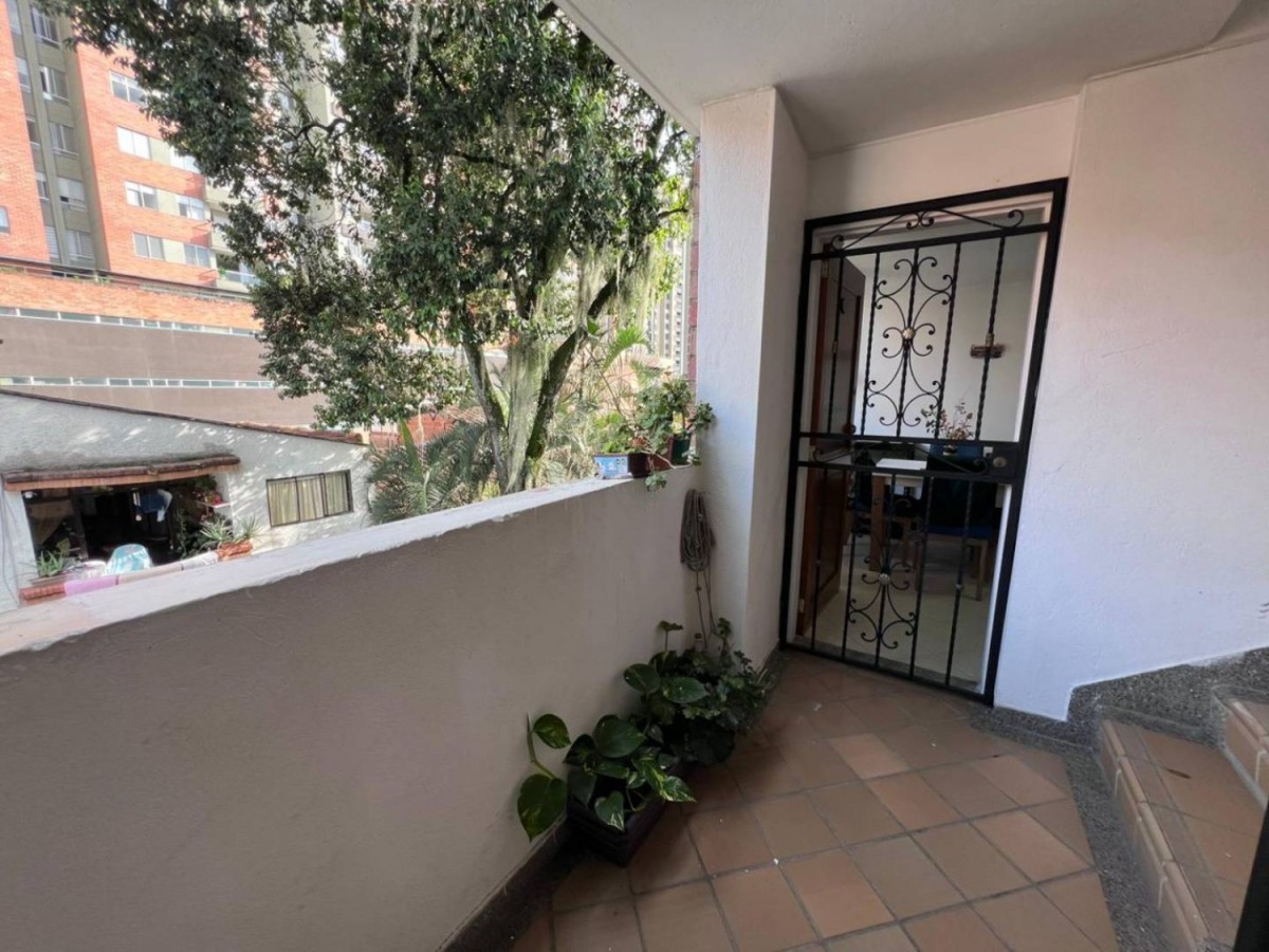Apartamento en venta en Zona Industrial No. 2, Itagüí · foto 23 de 24