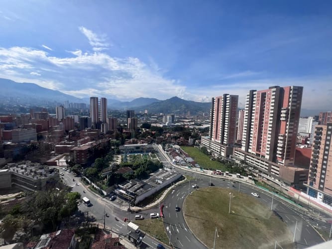 Apartamento en venta en El Carmelo Ii, Itagüí · foto 21 de 21