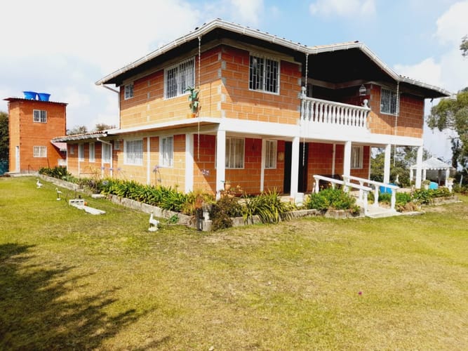 Finca en venta en San Felix, Bello, 160 m² · foto 2 de 24