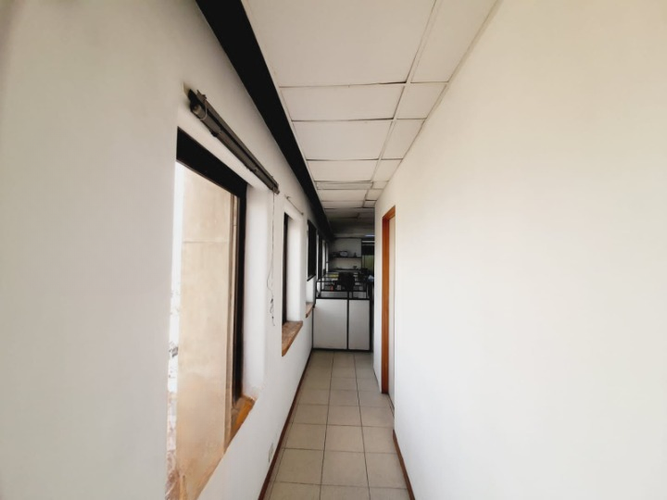 Oficina en venta en El Poblado, Medellín, 155 m² · foto 8 de 12