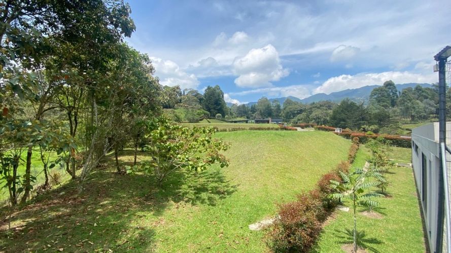 Lote en venta en Pantanillo, El Retiro, 1802 m² · foto 2 de 5