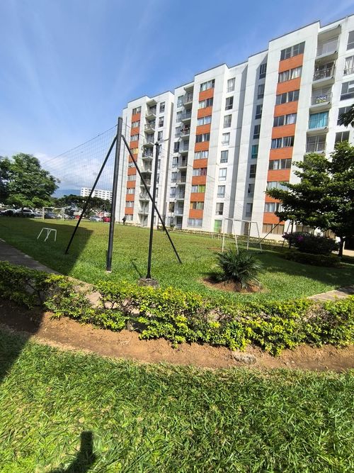 Apartamento de 3 alcobas en venta en Parque Natura, Jamundí, 63 m² · foto 2 de 16