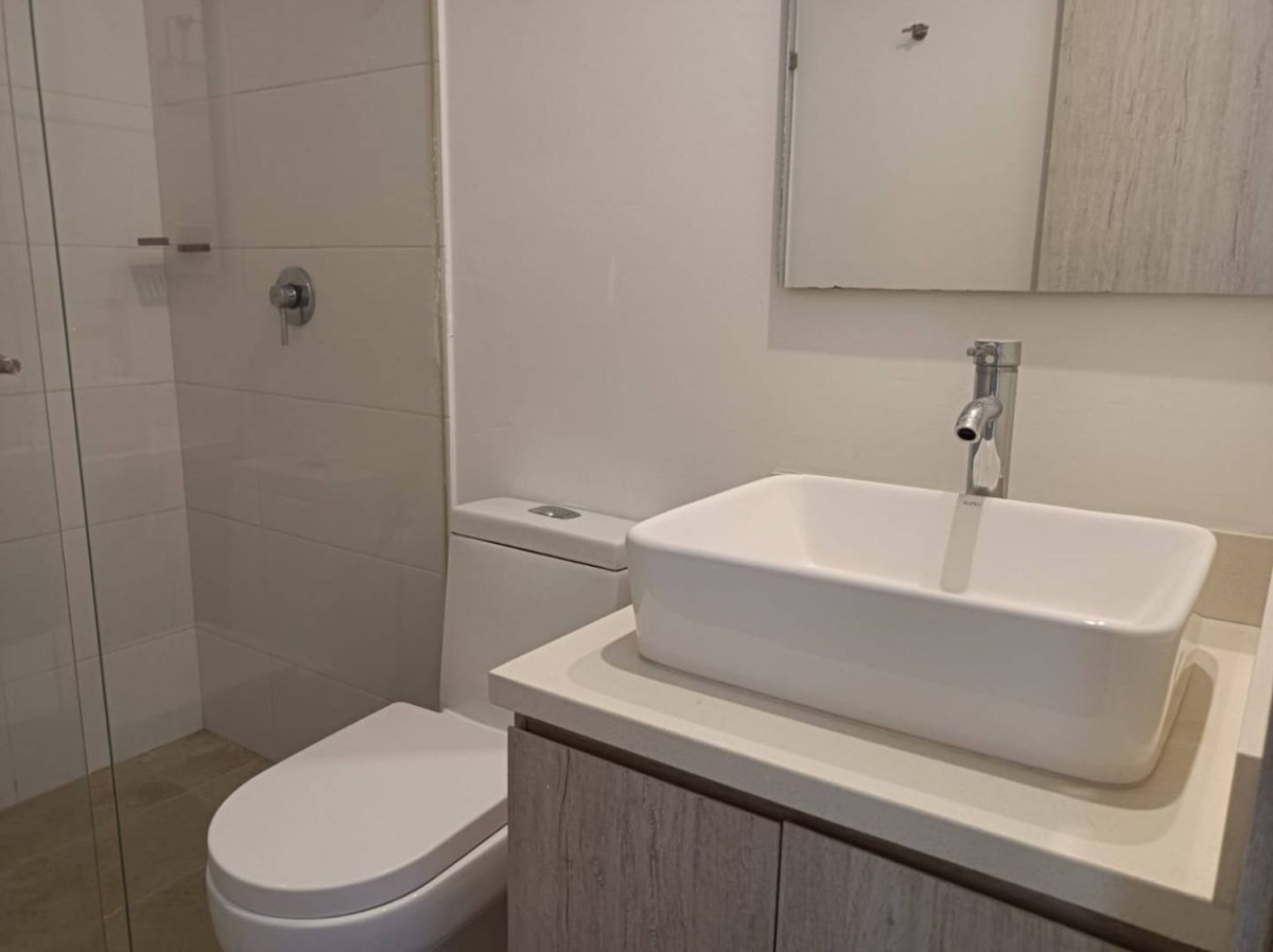 Apartamento en arriendo en Lalinde, Medellín · foto 14 de 20