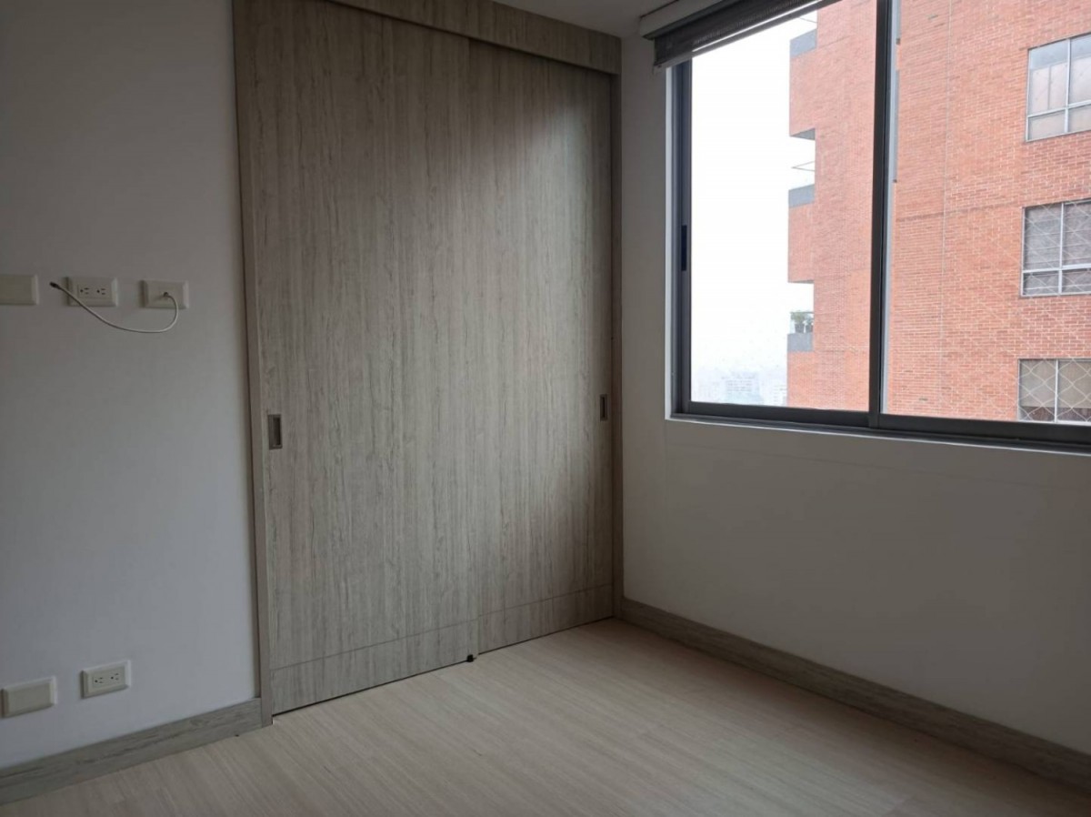 Apartamento en arriendo en Lalinde, Medellín · foto 15 de 20