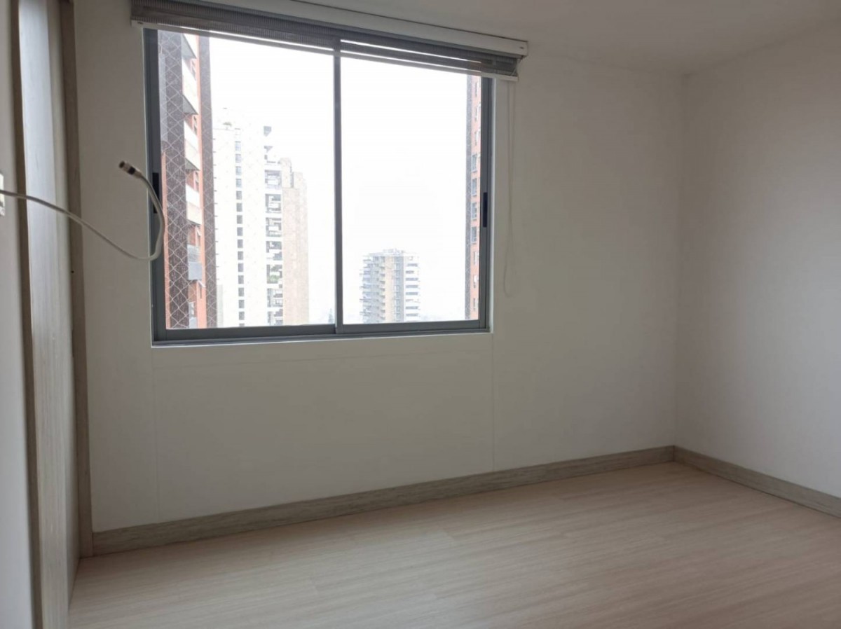 Apartamento en arriendo en Lalinde, Medellín · foto 16 de 20
