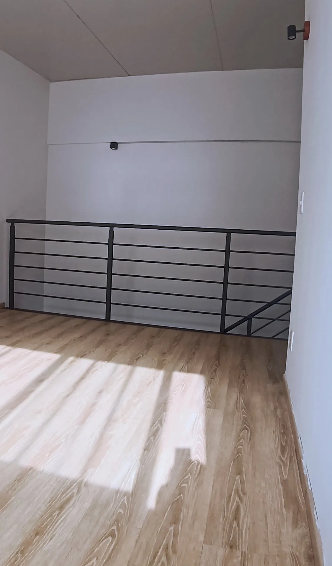 ALQUILER | Apartamento Duplex en Brazo Oriental con patio exclusivo · Foto 6