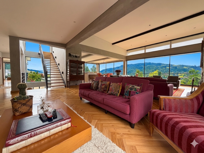 Casa de 3 alcobas en venta en Camino Al Meta, La Calera, 270 m² · foto 3 de 24