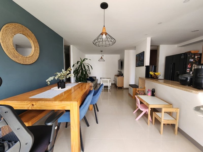 Apartamento en arriendo en El Poblado, Medellín · foto 3 de 11