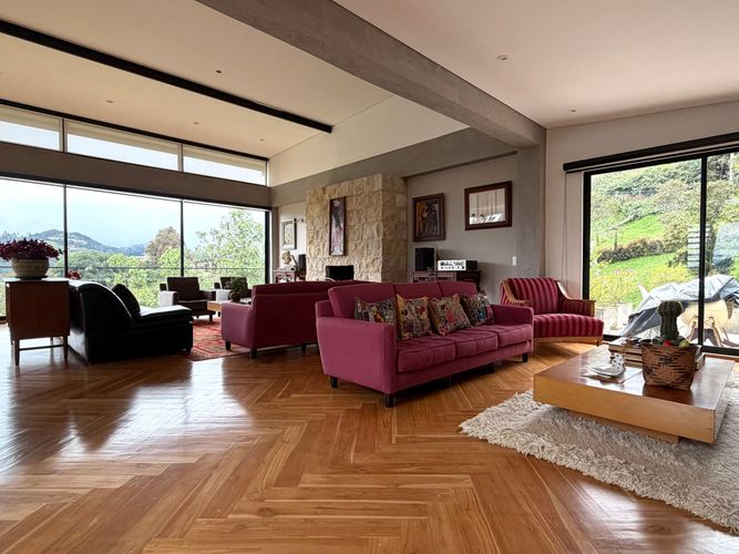 Casa de 3 alcobas en venta en Camino Al Meta, La Calera, 270 m² · foto 8 de 24