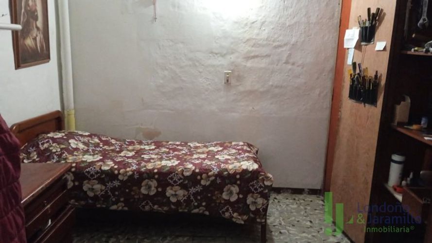 Casa de 4 alcobas en venta en Alcala, Envigado, 182 m² · foto 9 de 10