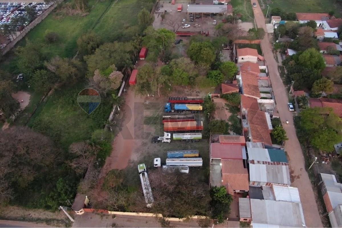 Propiedad Industrial y Comercial, AmplioTerreno — foto 2