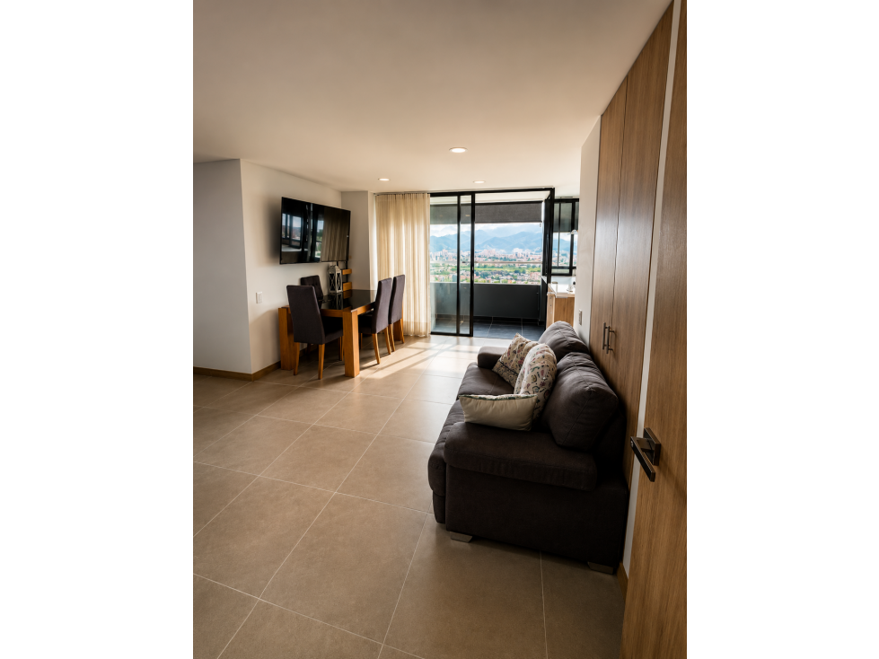 Apartamento en venta en El Poblado, Medellín 2