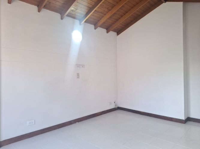 Apartamento de 3 alcobas en arriendo en Manila, Medellín, 120 m² · foto 8 de 16