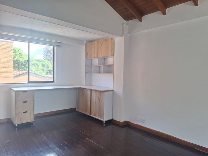 Apartamento de 3 alcobas en arriendo en Manila, Medellín, 120 m² · foto 11 de 16