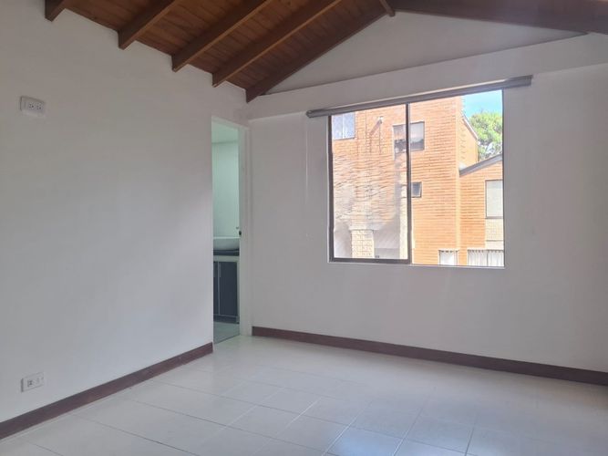 Apartamento de 3 alcobas en arriendo en Manila, Medellín, 120 m² · foto 12 de 16