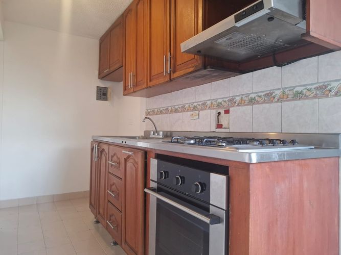 Apartamento de 3 alcobas en arriendo en Manila, Medellín, 120 m² · foto 5 de 16