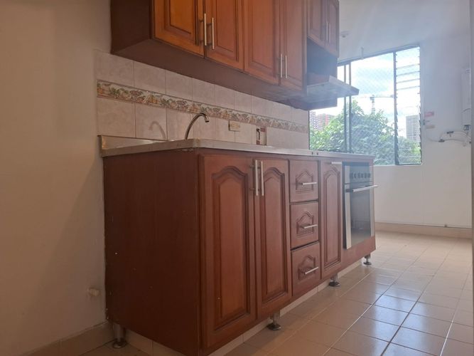 Apartamento de 3 alcobas en arriendo en Manila, Medellín, 120 m² · foto 6 de 16