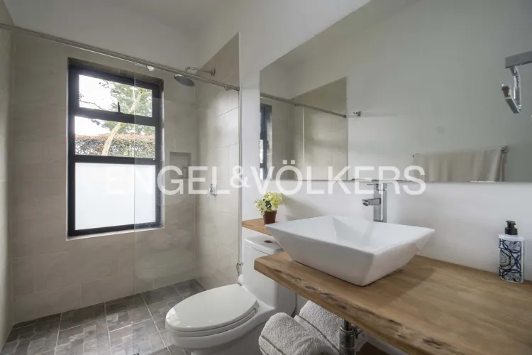 Casa de 4 alcobas en venta en La Milagrosa, La Ceja, 480 m² · foto 10 de 17