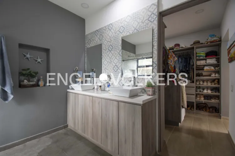 Casa de 4 alcobas en venta en La Milagrosa, La Ceja, 480 m² · foto 8 de 17