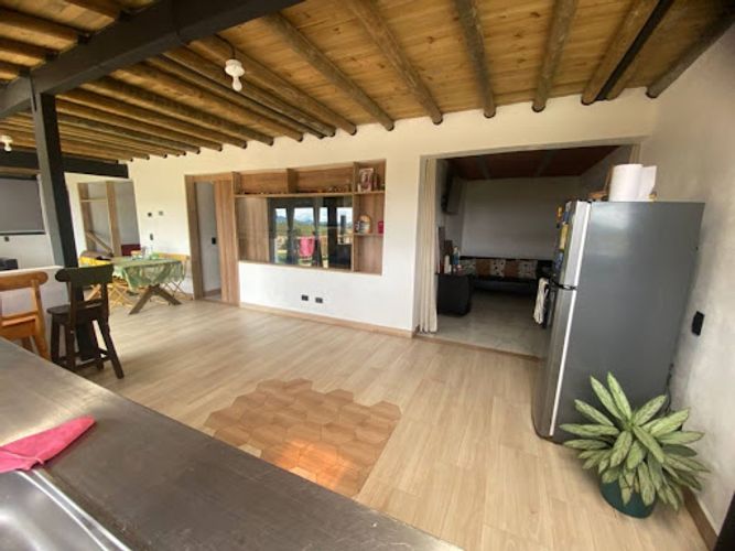 Finca en arriendo en El Porvenir, Rionegro, 80 m² · foto 3 de 13