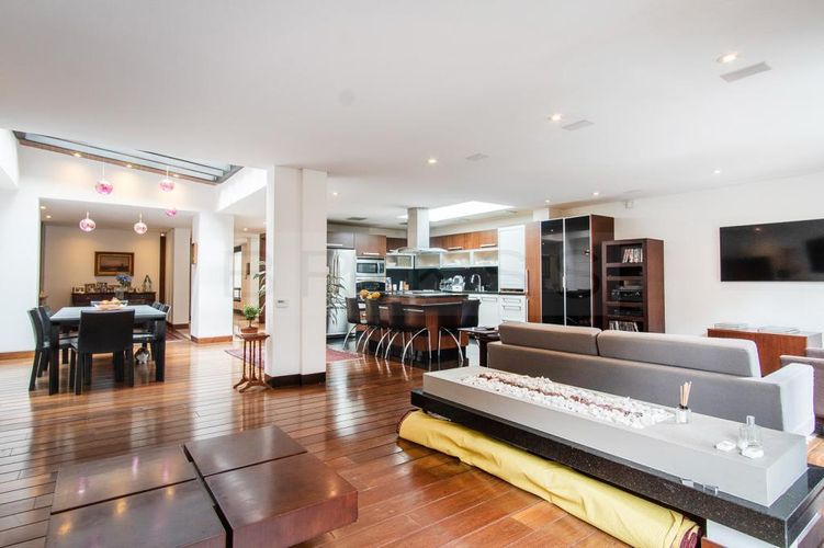 Casa de 3 alcobas en venta en Bellavista, Bogotá, 474 m² · foto 5 de 23