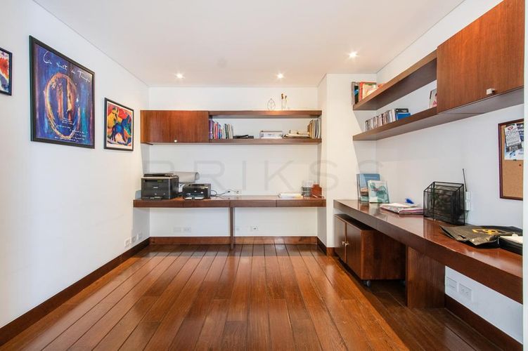 Casa de 3 alcobas en venta en Bellavista, Bogotá, 474 m² · foto 9 de 23