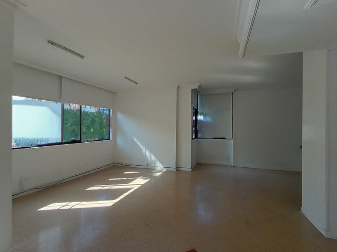 Local en arriendo en Laureles, Medellín, 37 m² · foto 3 de 12