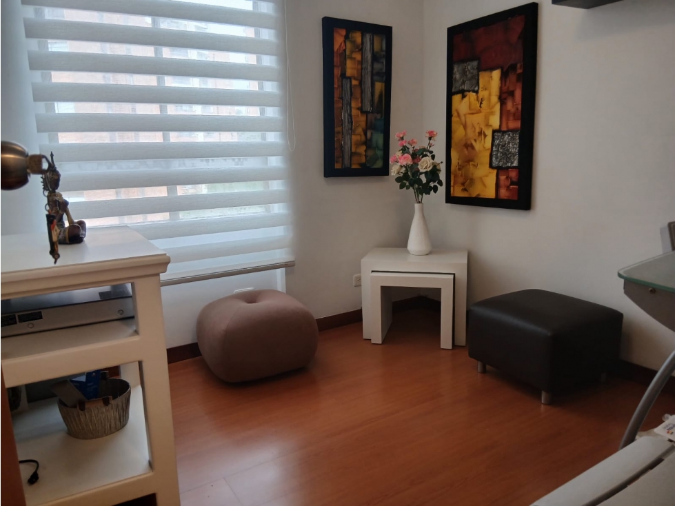 Apartamento en arriendo en Castropol, Medellín · foto 8 de 12