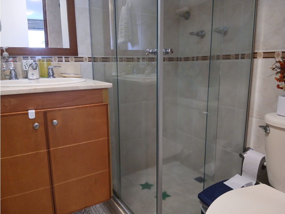 Apartamento en arriendo en Castropol, Medellín · foto 10 de 12