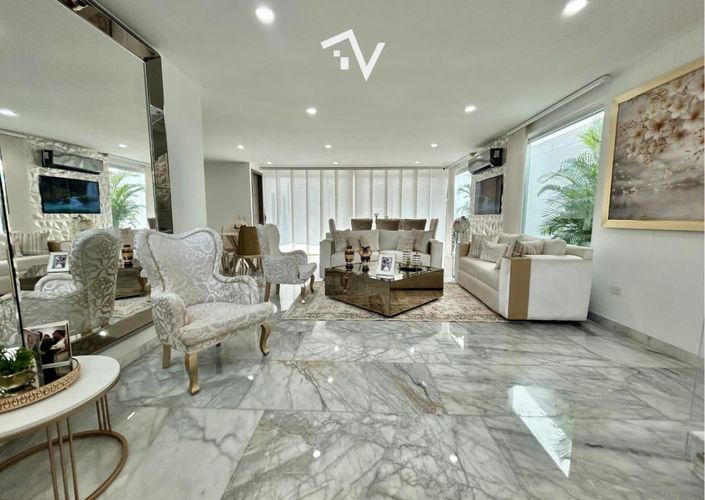 Casa de 4 alcobas en venta en Conjunto Residencial Villa Campestre, Barranquilla, 285 m² · foto 2 de 24