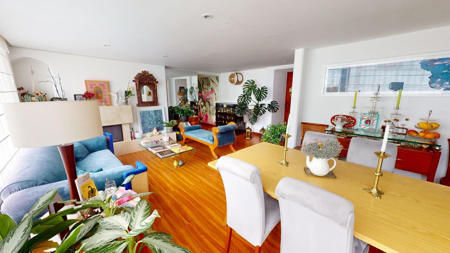 Apartamento en venta en Santa Barbara Central, Bogotá · foto 2 de 11