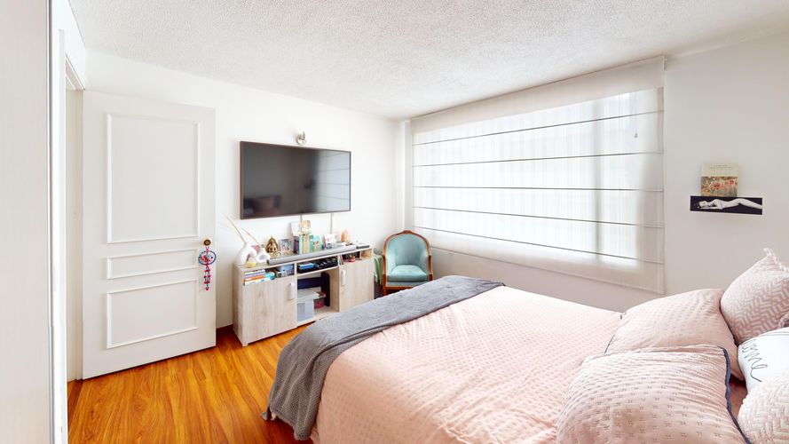 Apartamento en venta en Santa Barbara Central, Bogotá · foto 7 de 11