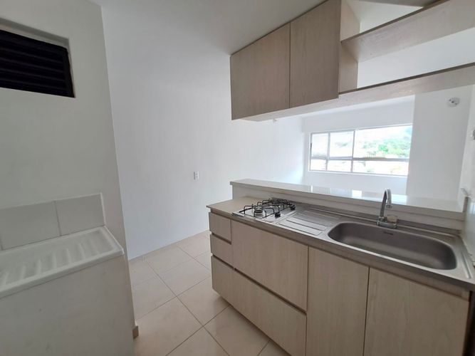 Apartamento de 1 alcoba en arriendo en Cristobal, Medellín, 45 m² · foto 4 de 11