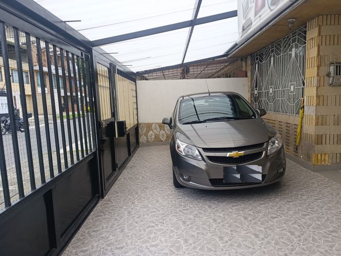 Casa de 4 alcobas en venta en El Encanto, Bogotá, 163 m² · foto 3 de 19